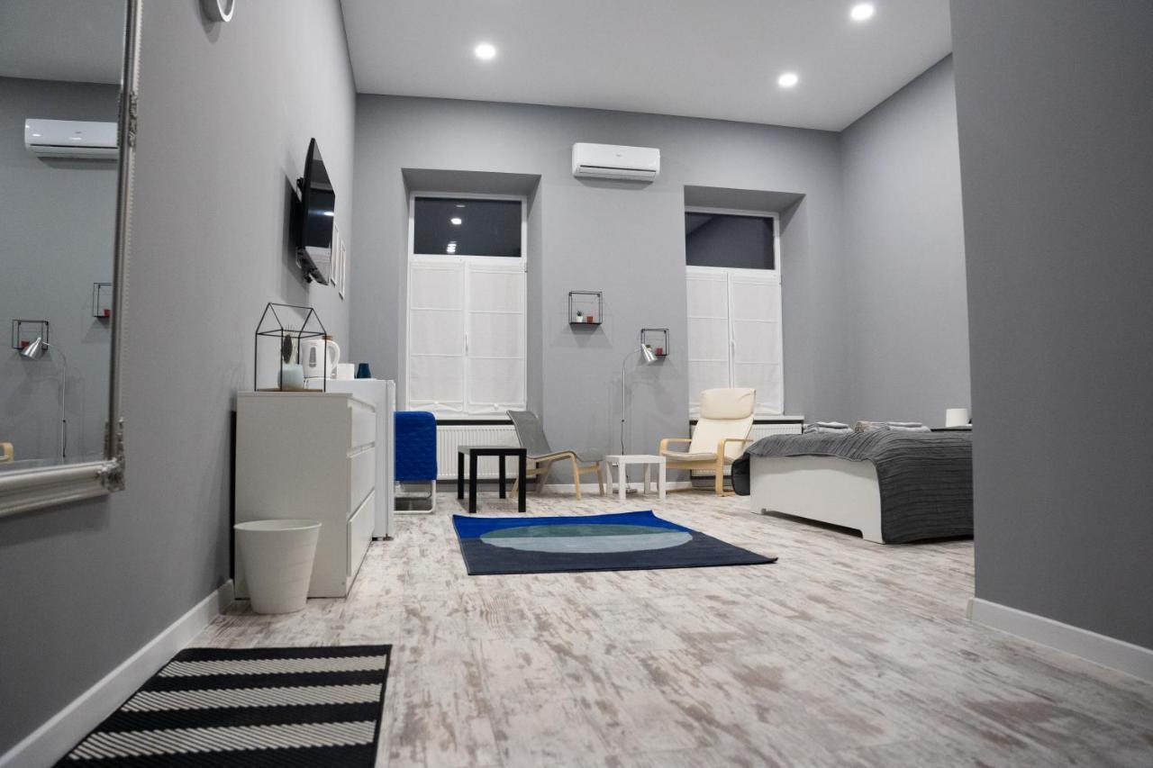 Soho Apartments Leopoli Esterno foto
